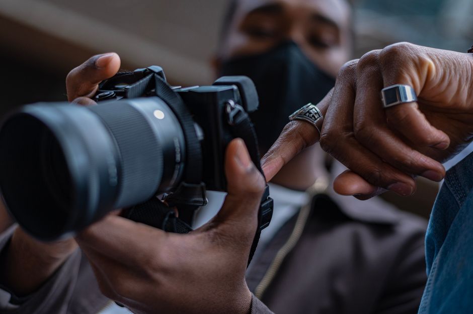 Used Camera Lens Bargains on eBay Local: A Pickup Inspection Guide
