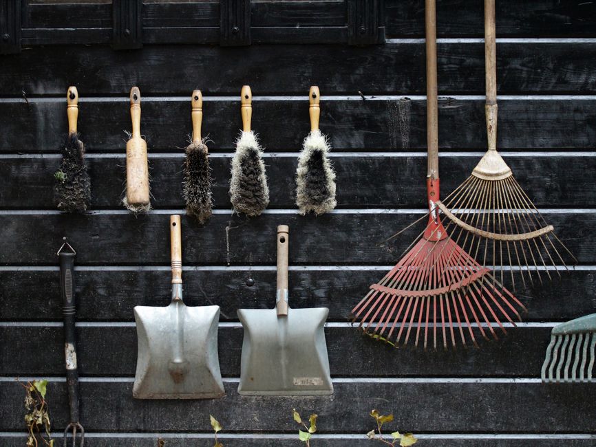 Used Garden Tool Bundles on eBay Local: How to Find Mowers, Strimmers and Shed-Clearance Bargains